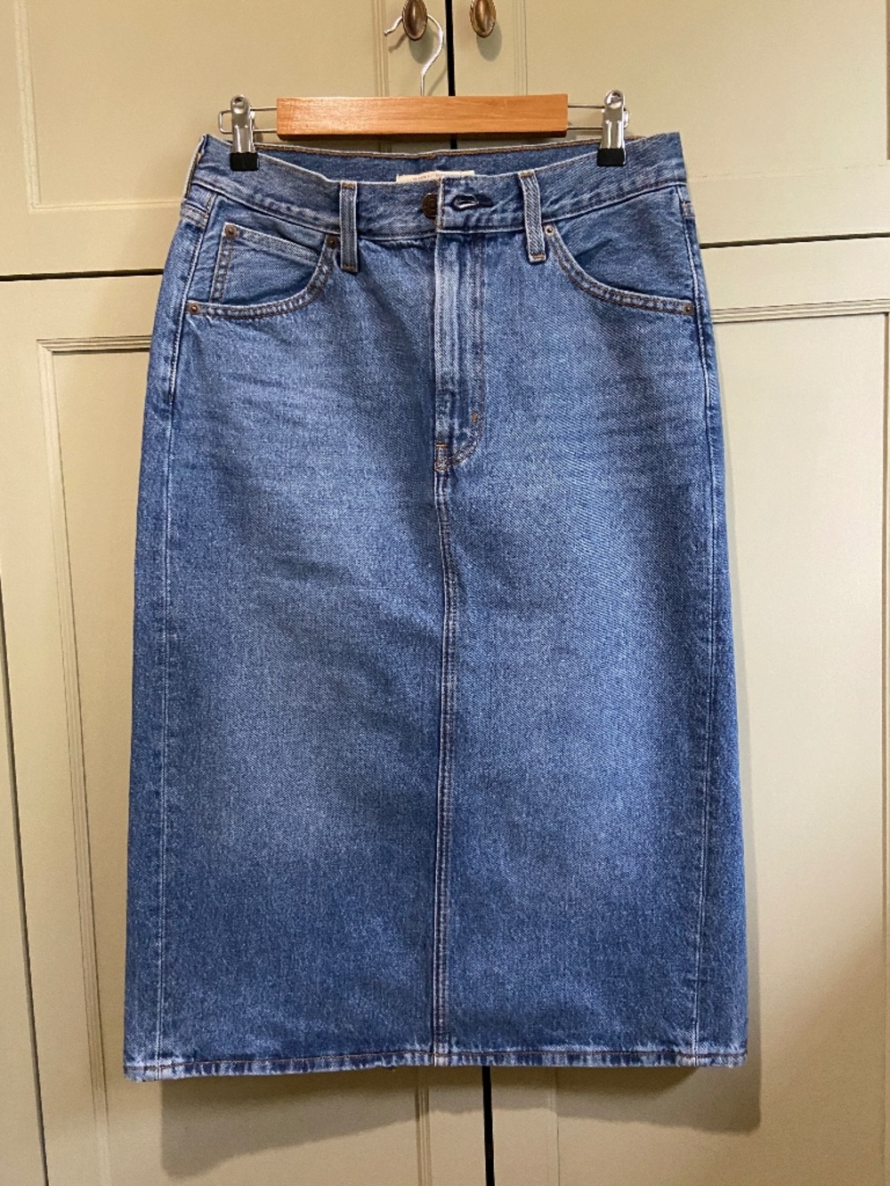 Levi's denim high rise slit skirt, medium blue jean midi length skirt